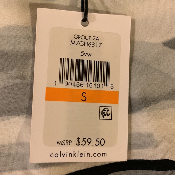 Nwt Calvin Klein sleeveless blouse. - Picture 4 of 4